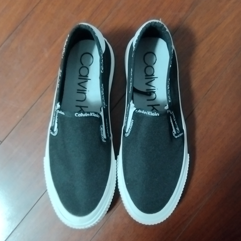 Calvin Klein Paily Slip-On Black White Sz 6M